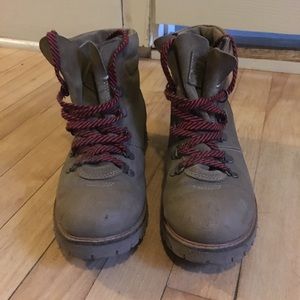 Madewell hiking boots